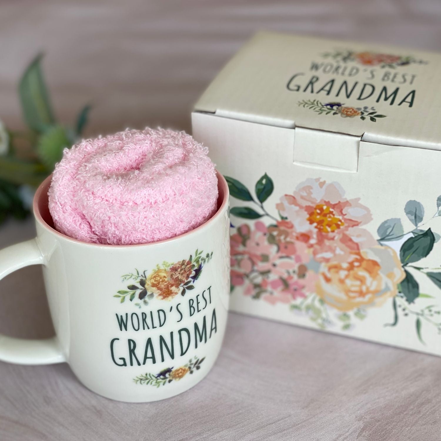 World’s Best Grandma Mug & Cozy Socks Gift Set