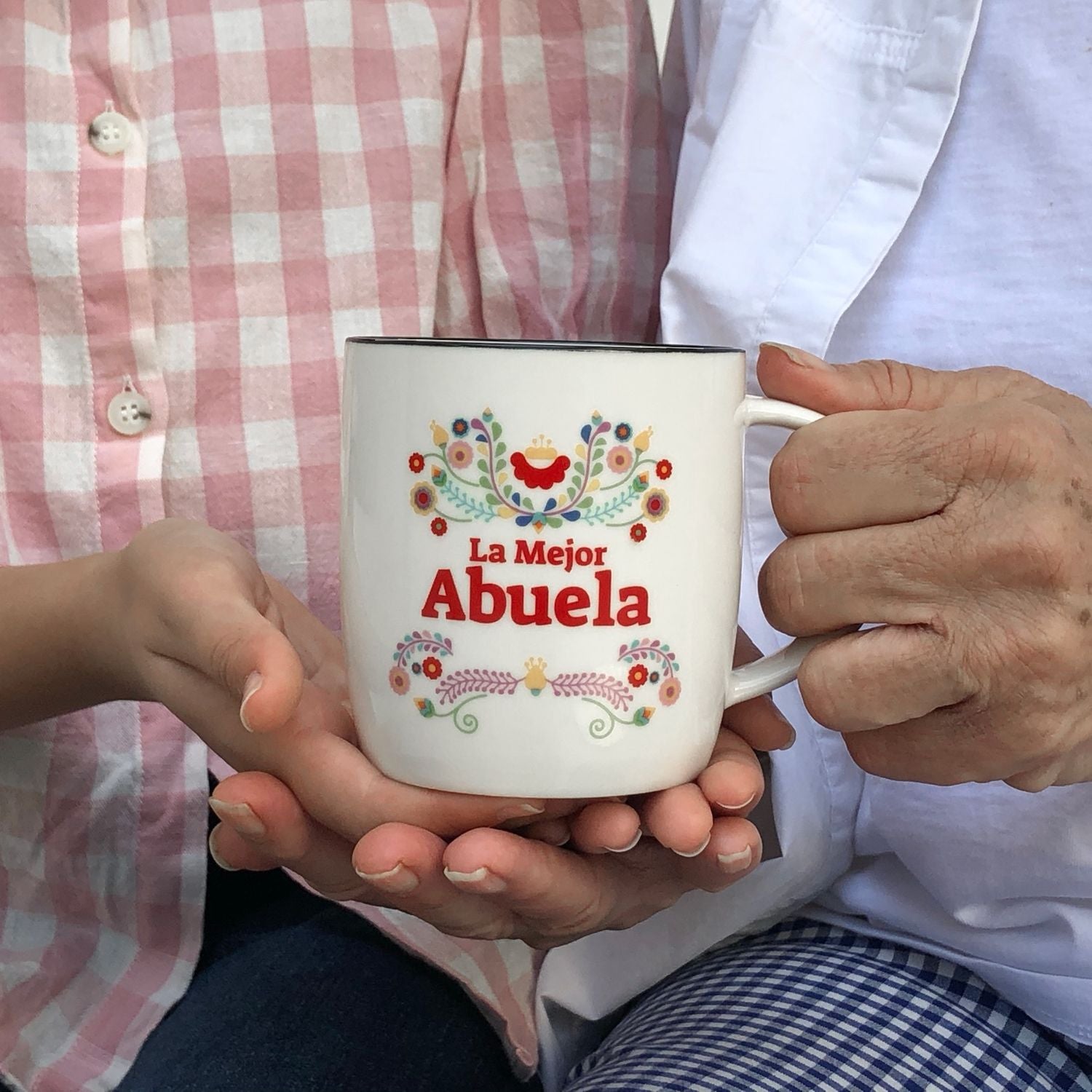 La Mejor Abuela Mug – Colorful Floral Design