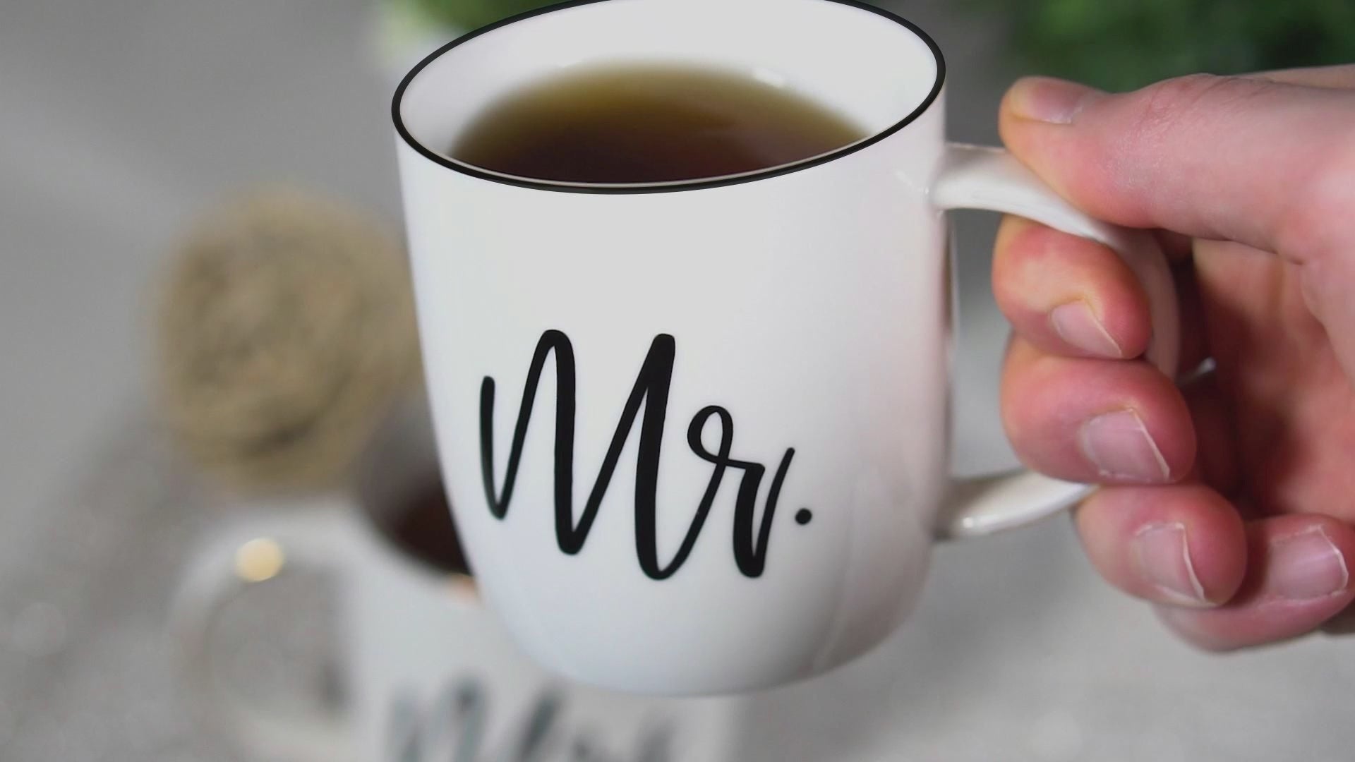 Mr. and Mrs. Coffee Mugs – Elegant Gift Set for Couples